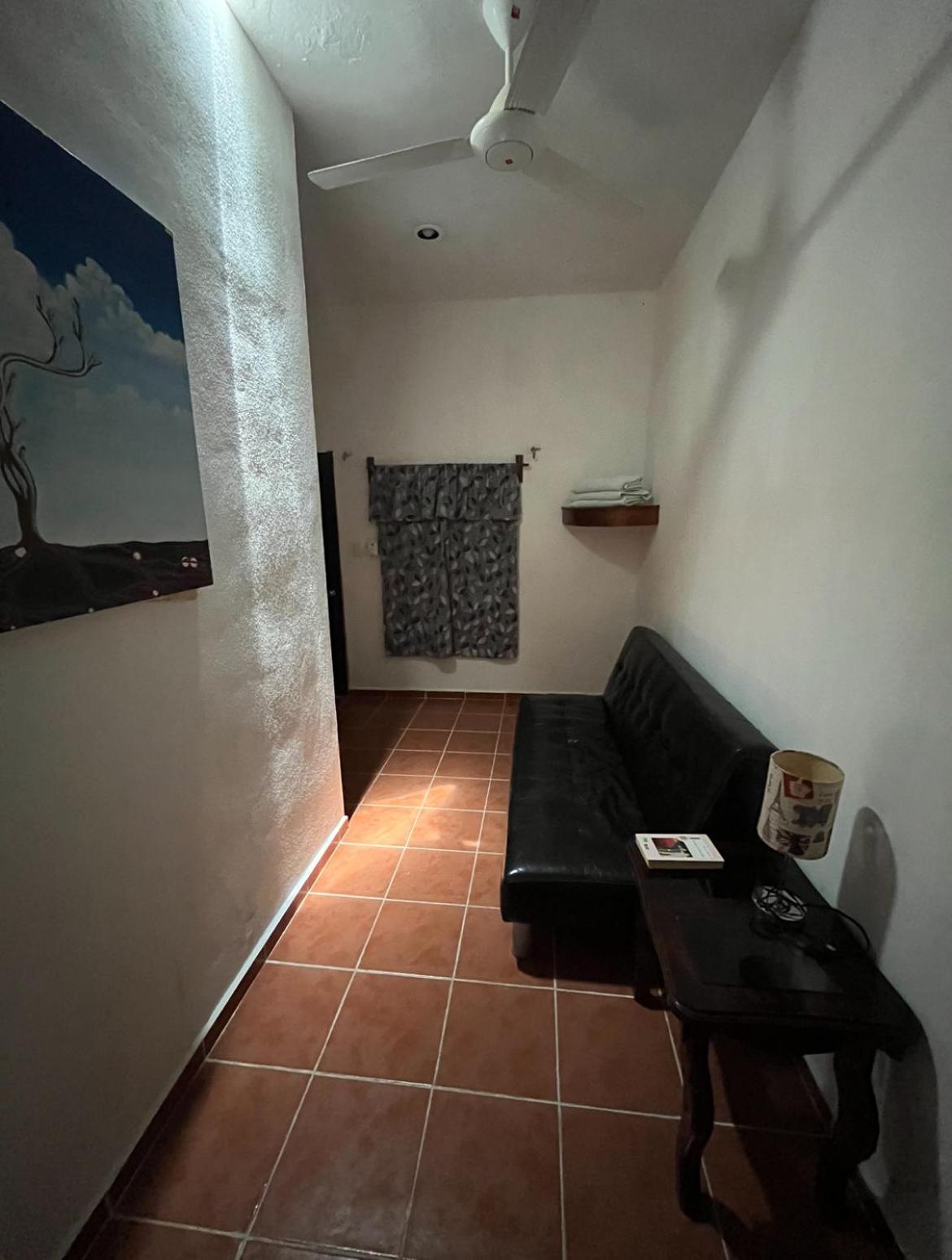 La Casa De Angel Valladolid Номер фото